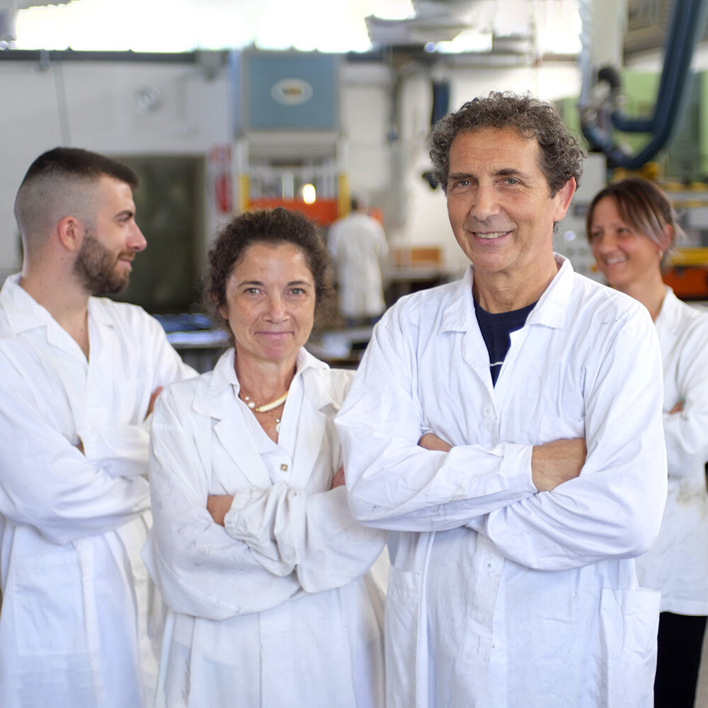 camisana_contatti_01