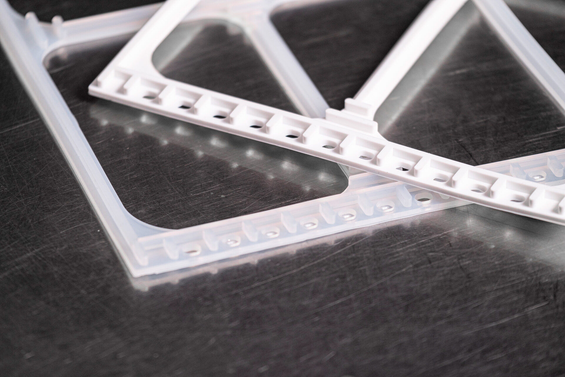 Camisana_articolo_MOCA_05